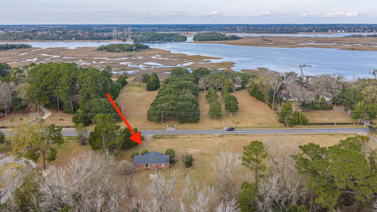 610 River Road Photo 10