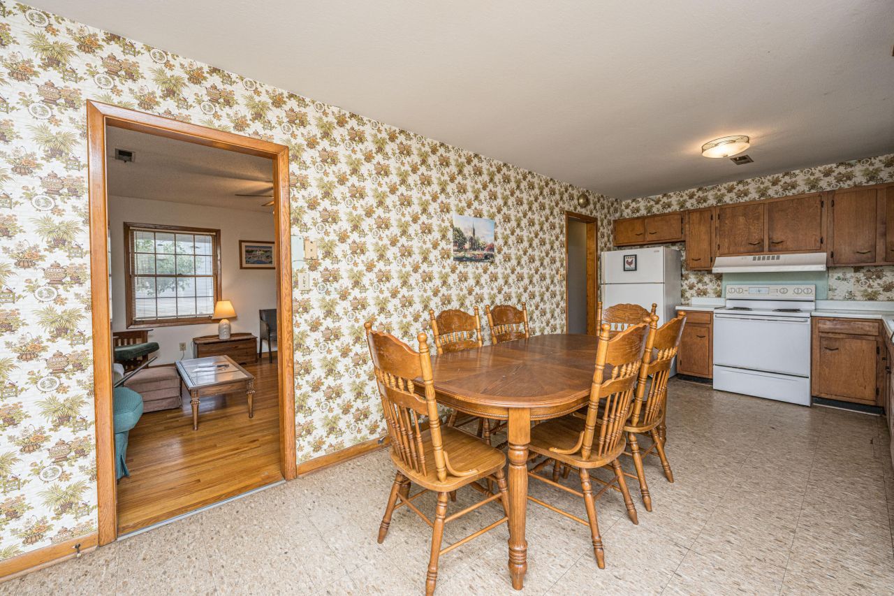 610 River Road Photo 16