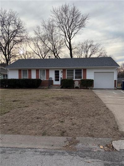 4338 N Quincy Avenue, Kansas City, MO 64117 Main Photo