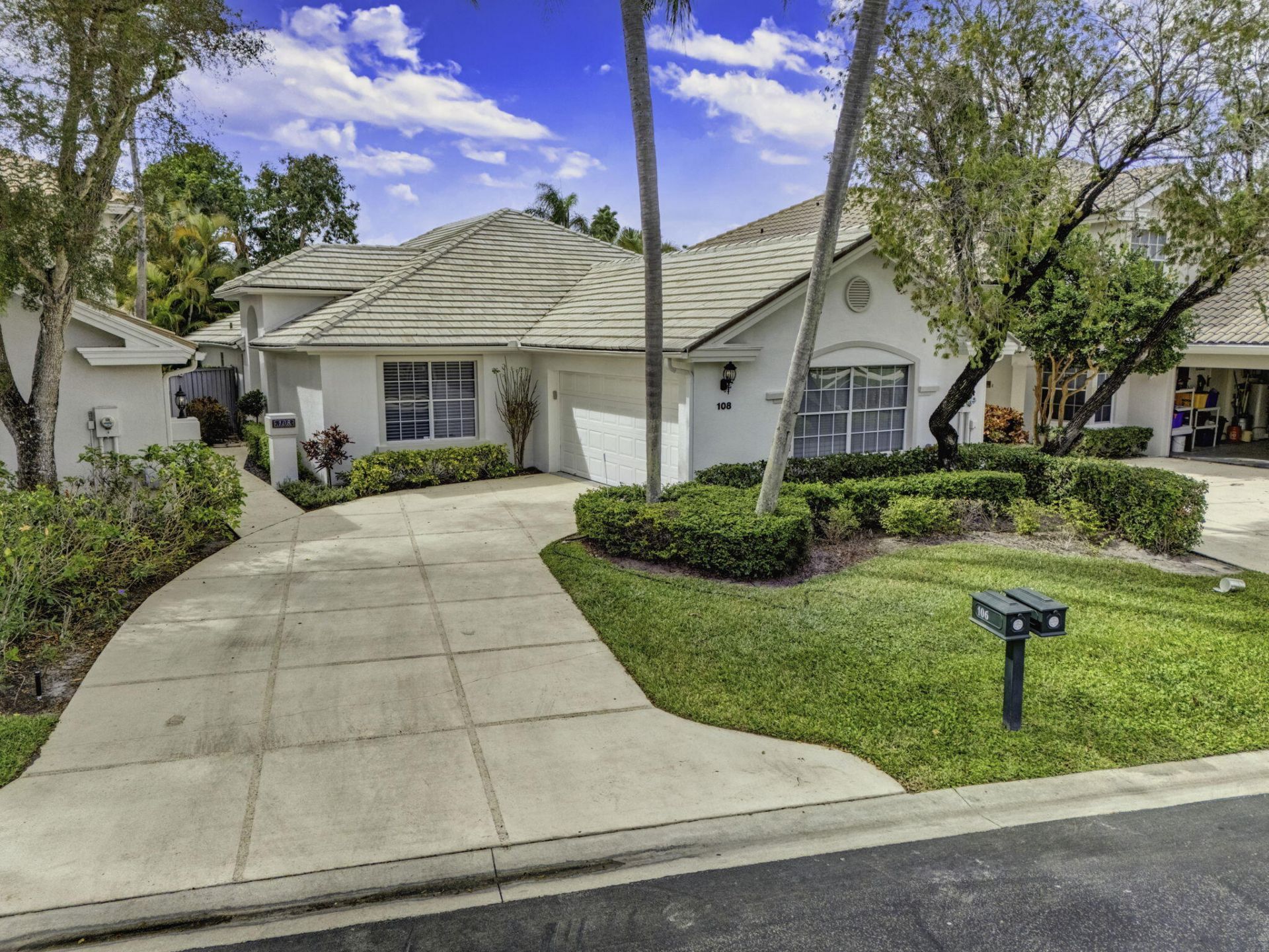 108 Eagleton Lane, Palm Beach Gardens, FL 33418 Photo