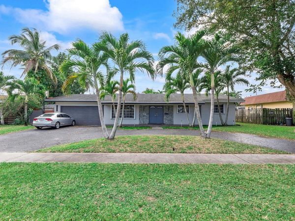 7310 NW 13th Court, Plantation, FL 33313