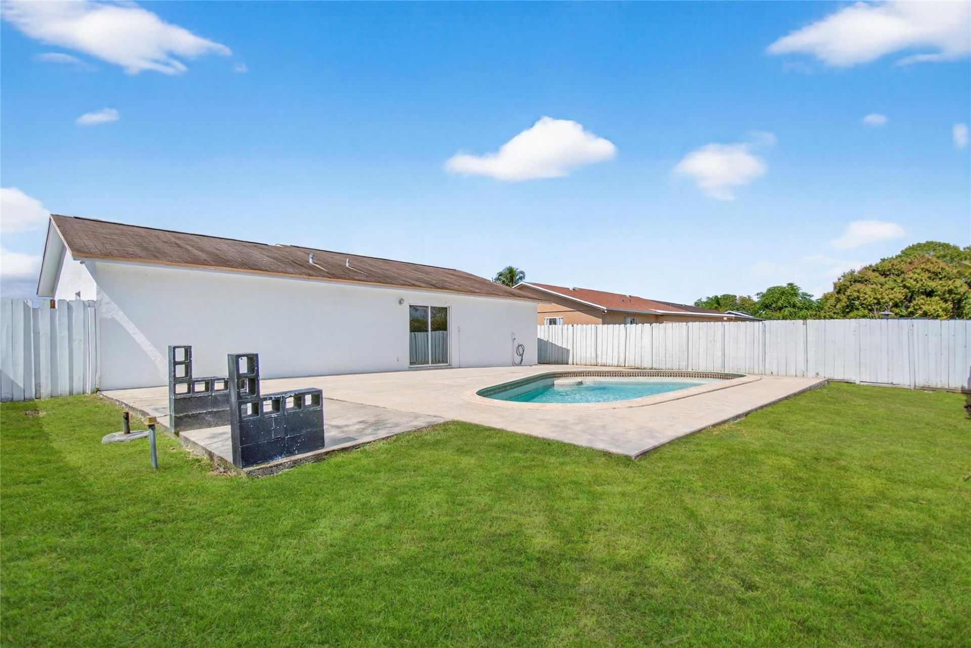 405 SW 78th Terrace, North Lauderdale, FL 33068 Photo