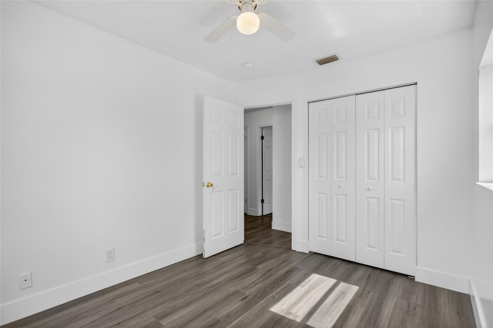 405 SW 78th Terrace, North Lauderdale, FL 33068 Photo