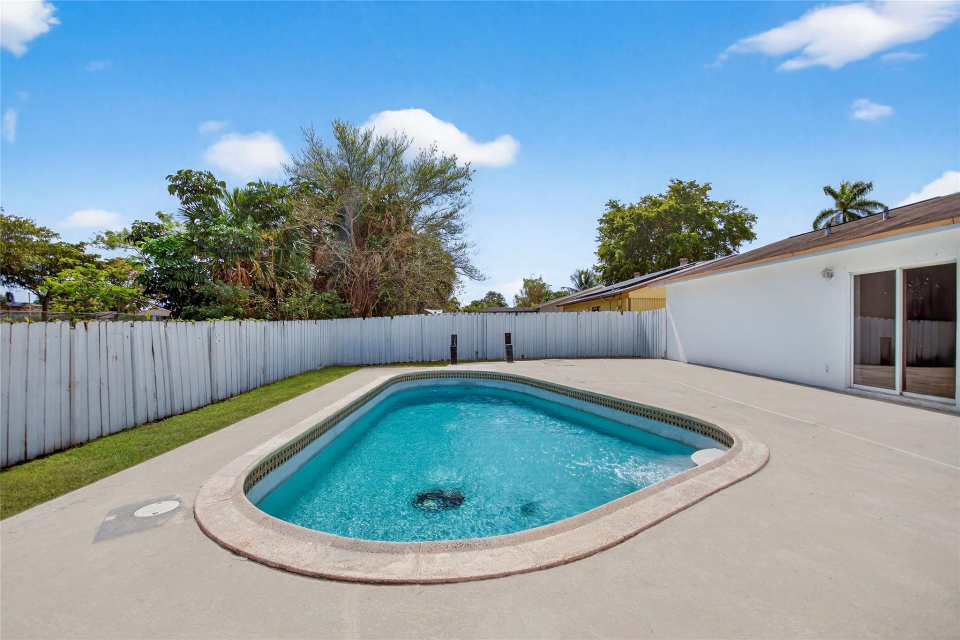 405 SW 78th Terrace, North Lauderdale, FL 33068 Photo