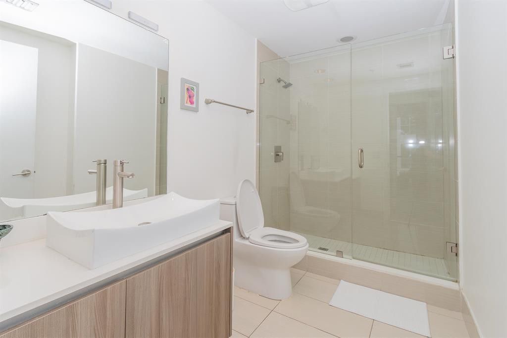 201 SW 17th Road, Unit 602, Miami, FL 33129 Photo