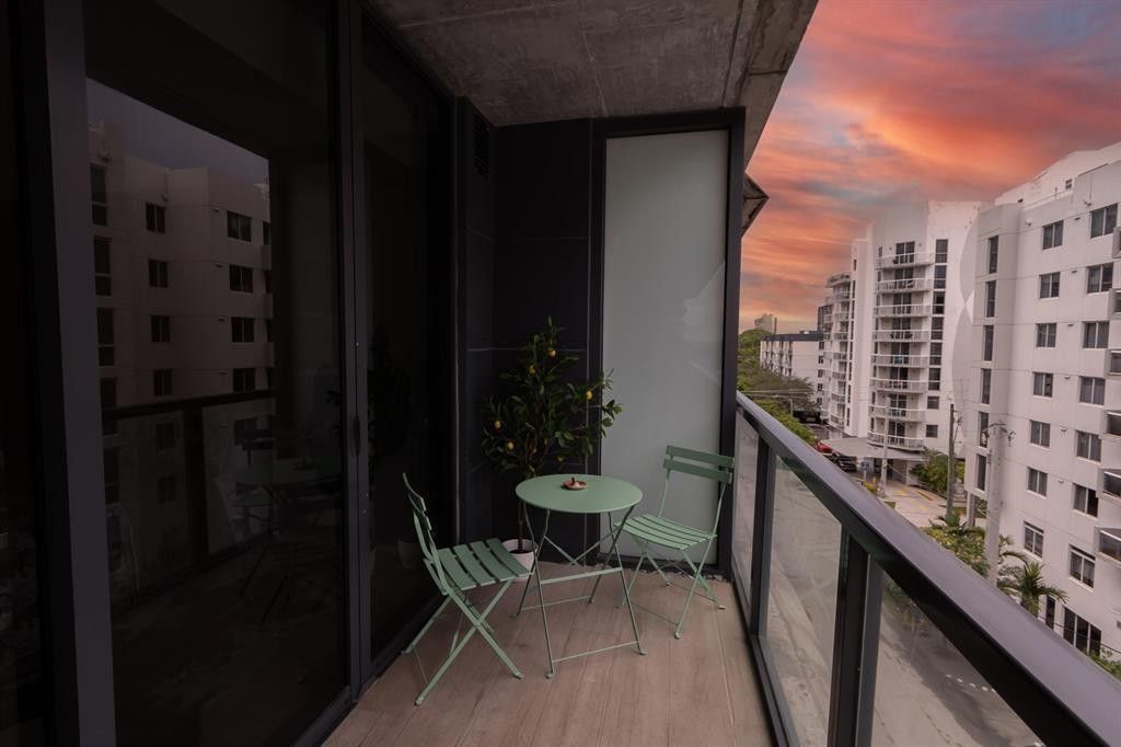 201 SW 17th Road, Unit 602, Miami, FL 33129 Photo