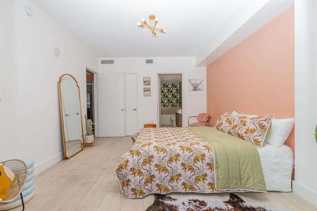 201 SW 17th Road, Unit 602, Miami, FL 33129 Photo