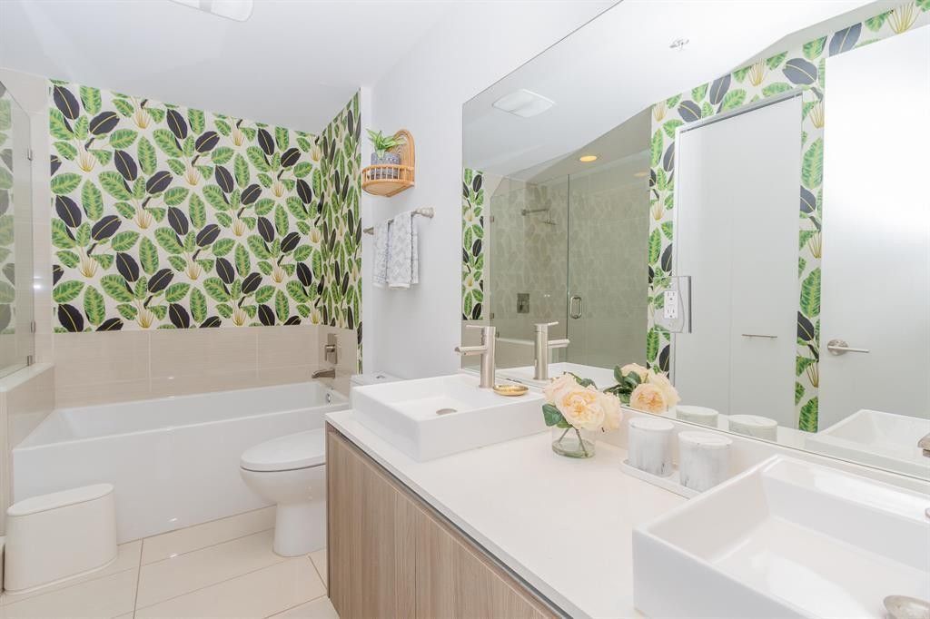 201 SW 17th Road, Unit 602, Miami, FL 33129 Photo