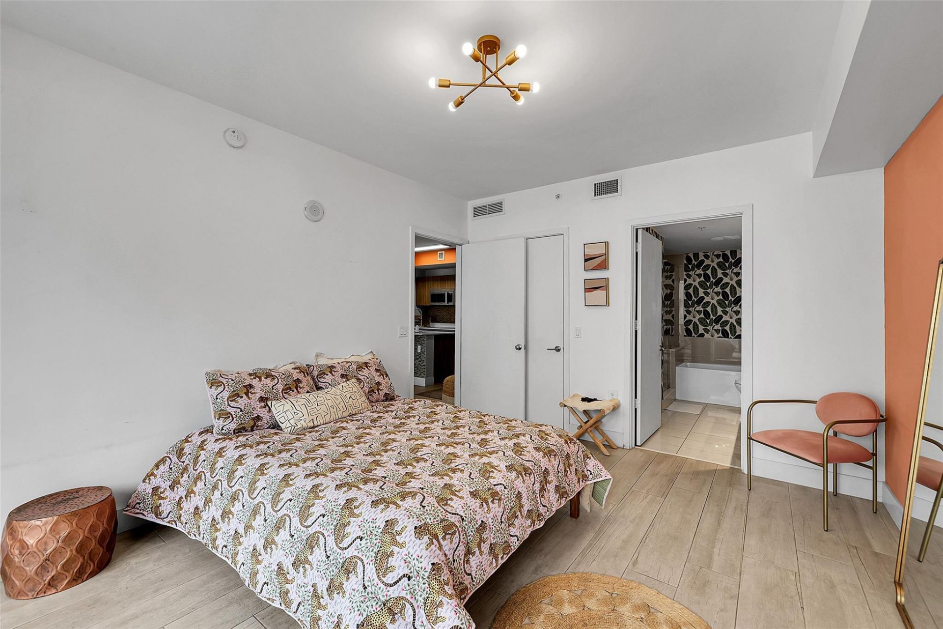 201 SW 17th Road, Unit 602, Miami, FL 33129 Photo