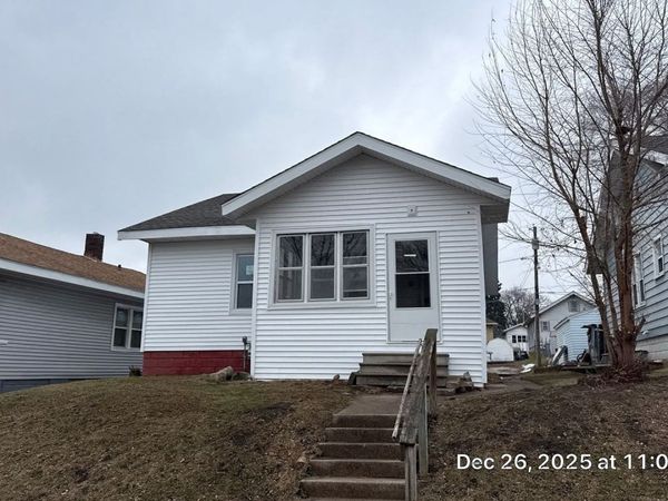 1617 5th Street, Rock Island, IL 61201