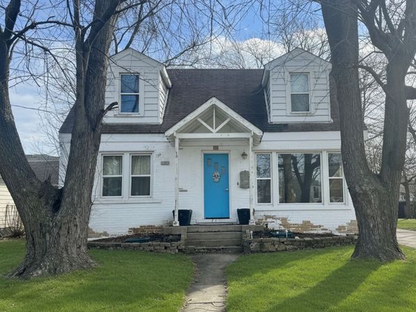 249 Evolution Avenue, Highwood, IL 60040