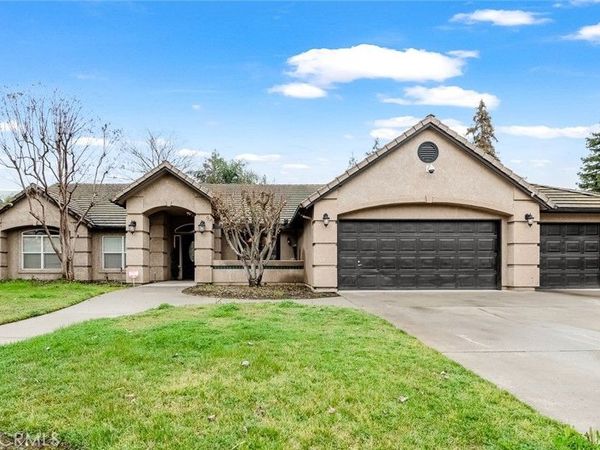 5417 W Buena Vista, Visalia, CA 93291