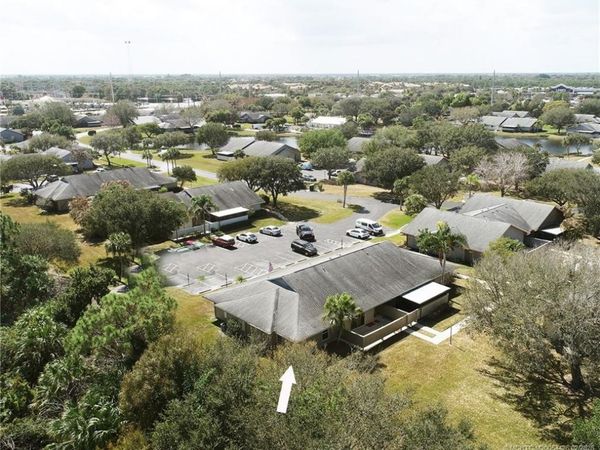 4007 NW Cinnamon Tree Circle, Jensen Beach, FL 34957