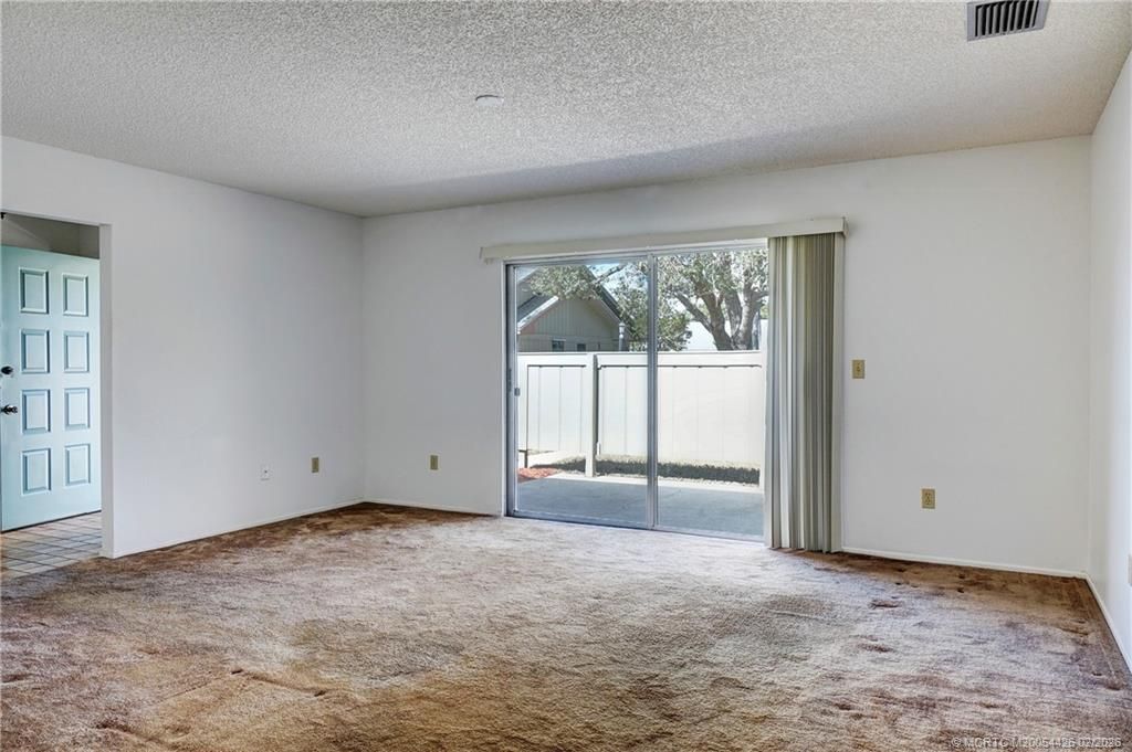 4007 NW Cinnamon Tree Circle, Jensen Beach, FL 34957 Photo