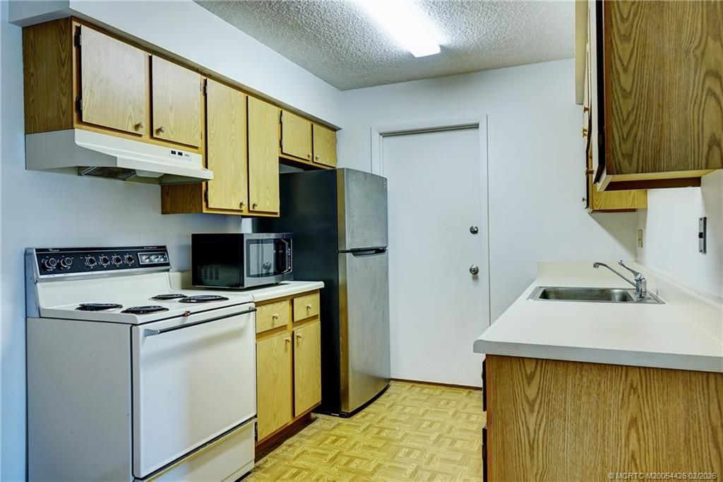 4007 NW Cinnamon Tree Circle, Jensen Beach, FL 34957 Photo