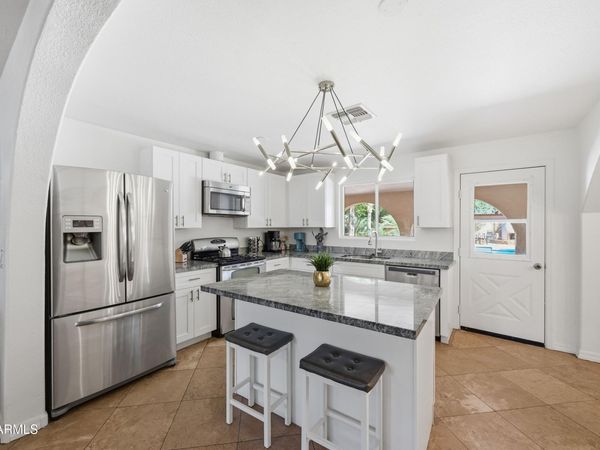 4528 E HOBART Street, Mesa, AZ 85205