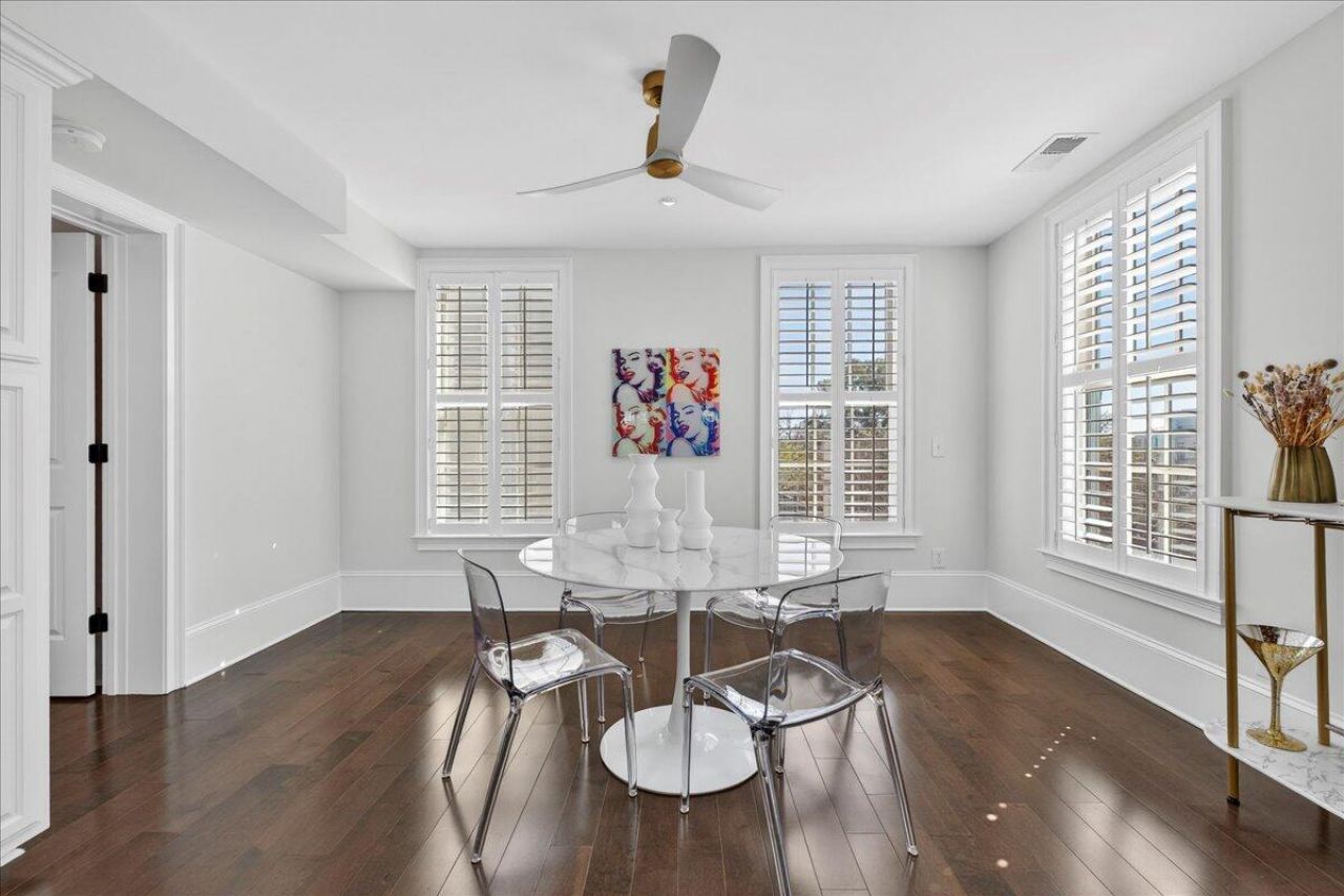 69 Morris Street Photo 14