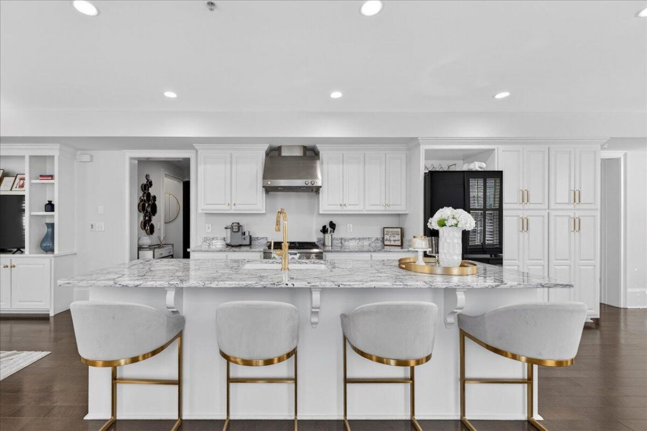 69 Morris Street Photo 8