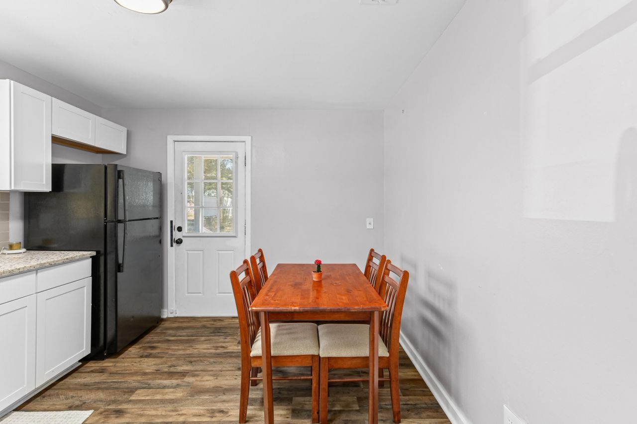 2401 Falcon Road Photo 7