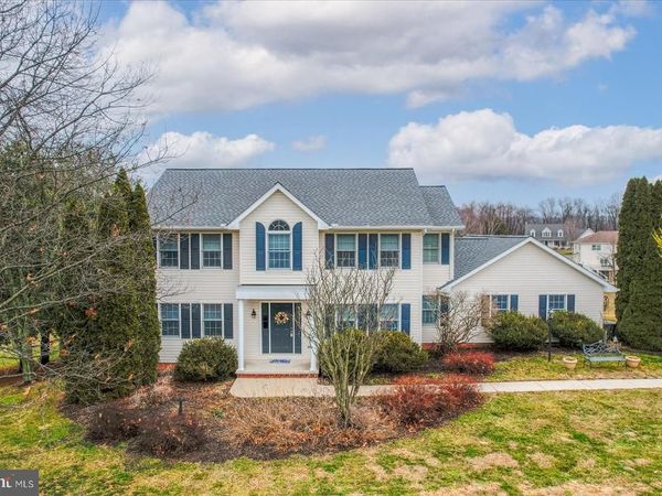 2358 FOX CHASE DRIVE, HANOVER, PA 17331