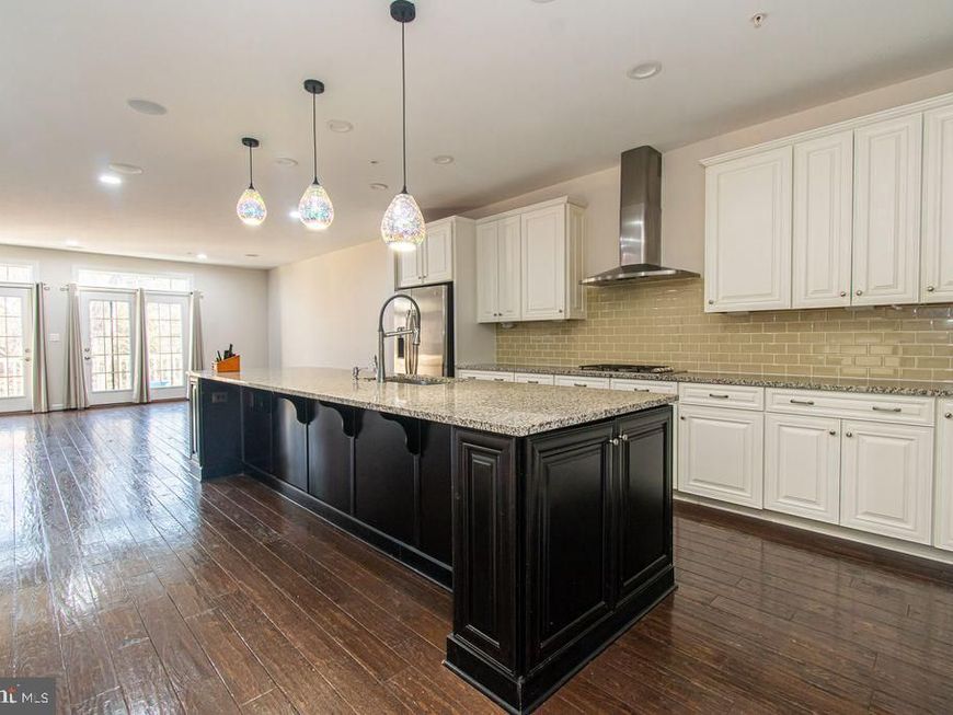 6 Wedge Way, Unit 24, Pikesville, MD 21208 Main Photo