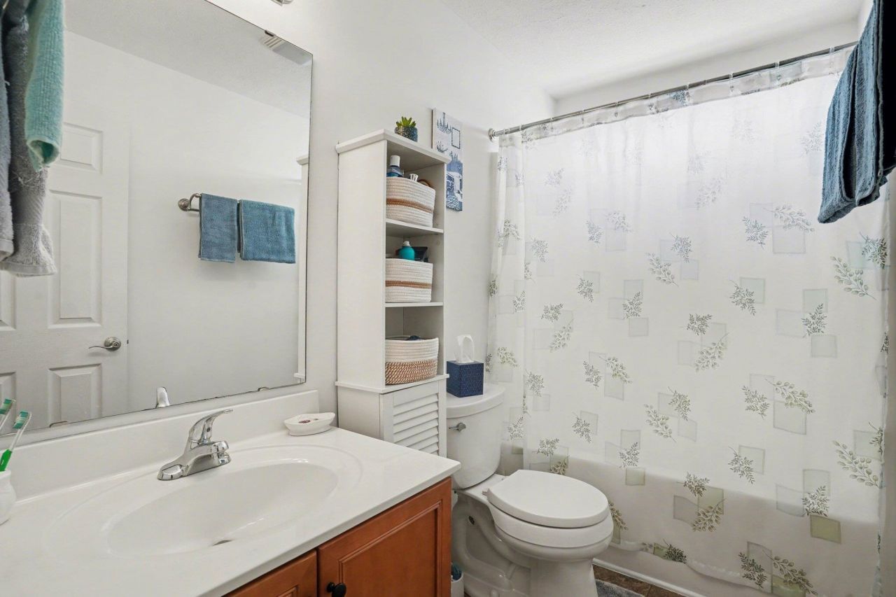 374 Barton Loop  Photo 30