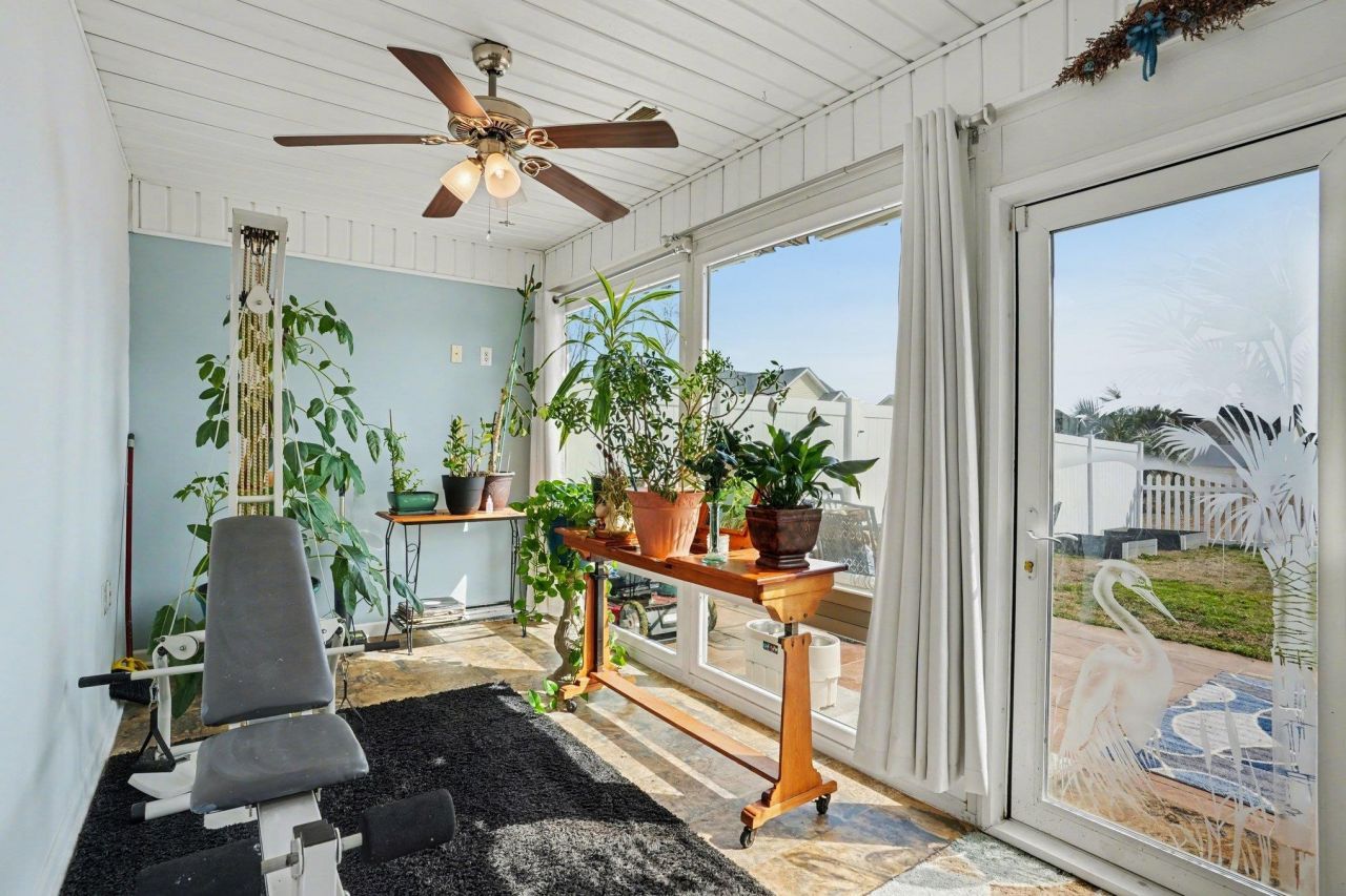 374 Barton Loop  Photo 31