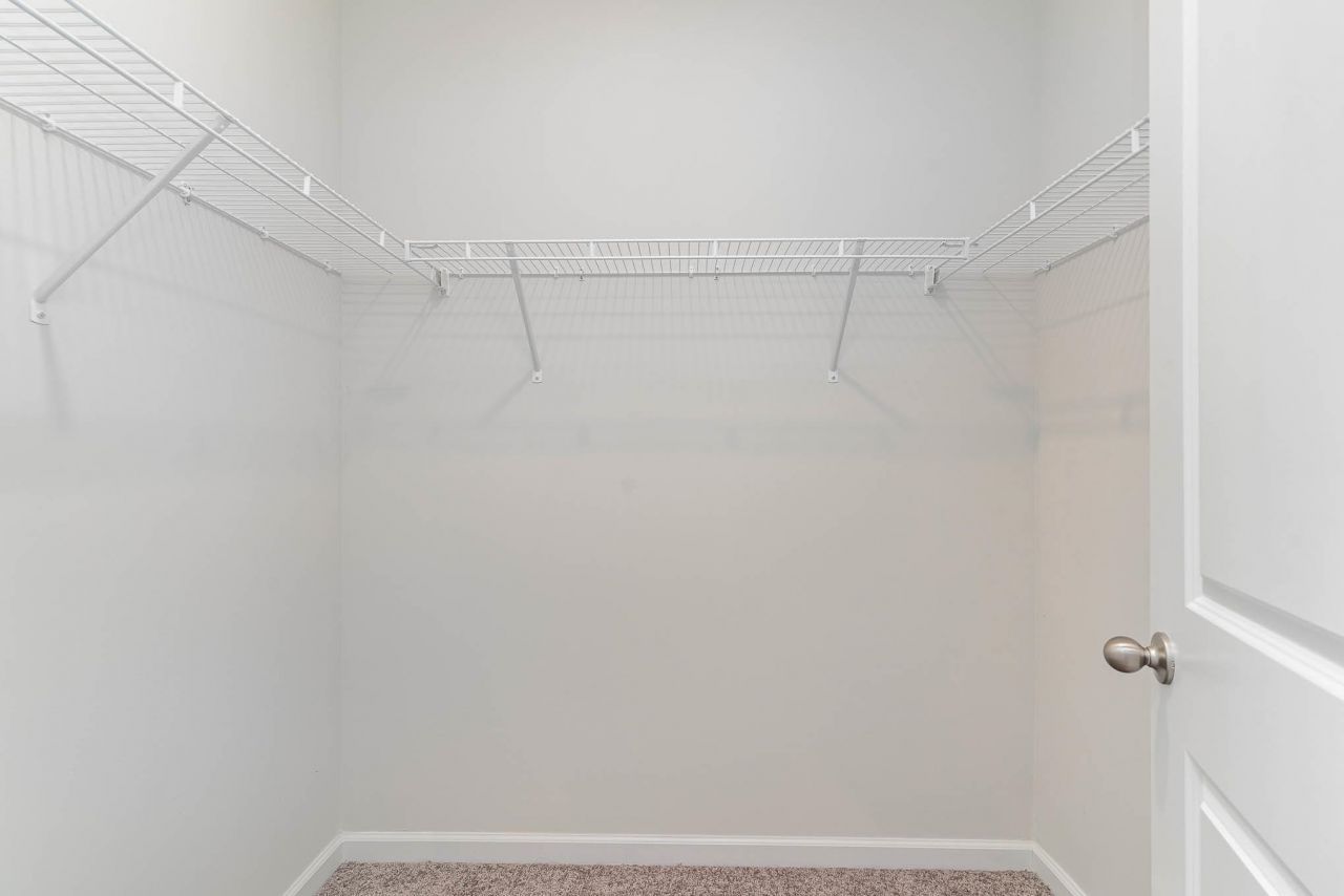 1325 Parkside Ct Photo 14