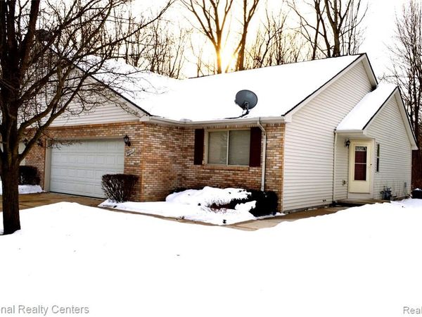 9642 Nook Road, Clay Twp, MI 48001