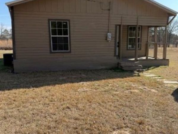 333 COUNTY RD 1775, Mount Pleasant, TX 75455