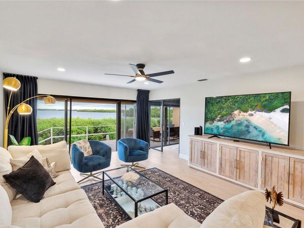 3887 CATALINA DRIVE, BRADENTON, FL 34210