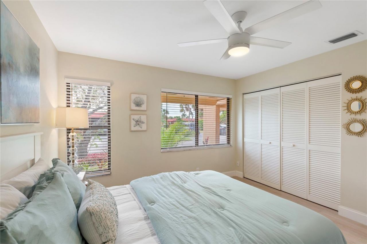 3887 Catalina Drive, Bradenton, FL 34210 Photo