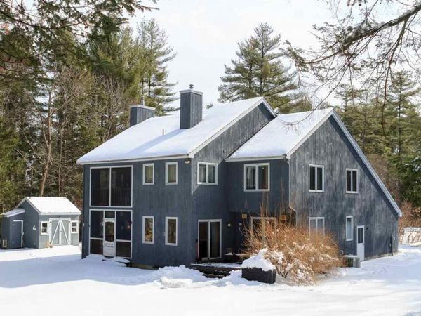 16 Cortland Road, Milford, NH 03055