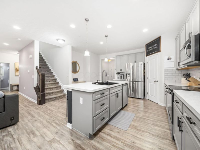 5863 Seffner Drive, Westerville, OH 43081 Photo 9