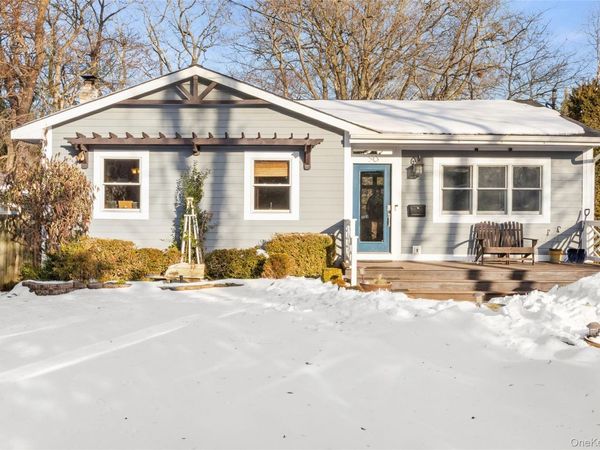 50 Atlantic Avenue, East Islip, NY 11730