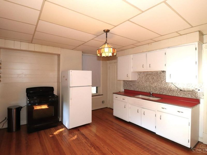 2462 Fairview Avenue, Cincinnati, OH 45219 Photo 15