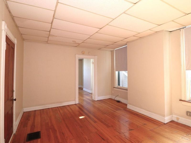 2462 Fairview Avenue, Cincinnati, OH 45219 Photo 16