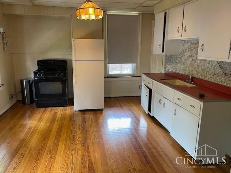 2462 Fairview Avenue, Cincinnati, OH 45219 Photo 5