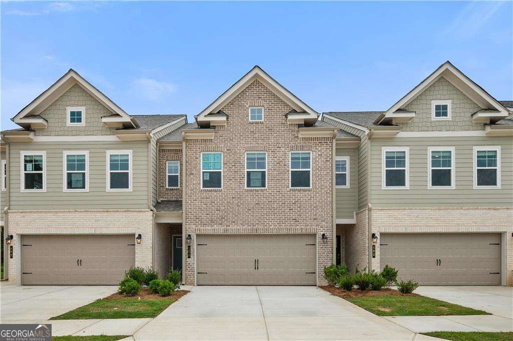 190 Abbotts Crossing Circle, Conyers, GA 30094 Main Photo