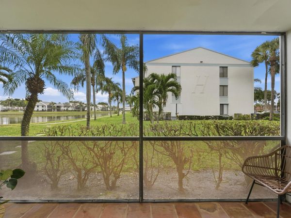 1109 Green Pine Boulevard, Unit G1, West Palm Beach, FL 33409
