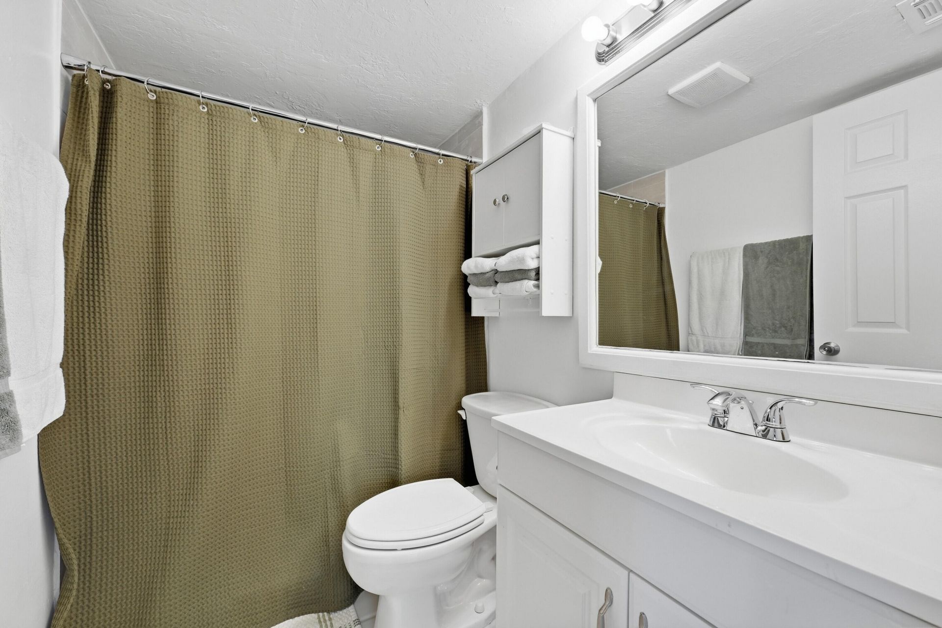 1109 Green Pine Boulevard, Unit G1, West Palm Beach, FL 33409 Photo