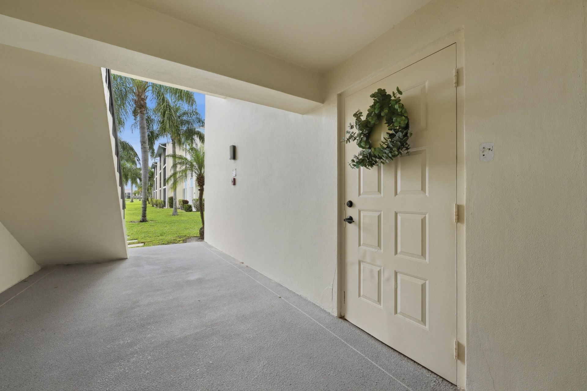1109 Green Pine Boulevard, Unit G1, West Palm Beach, FL 33409 Photo