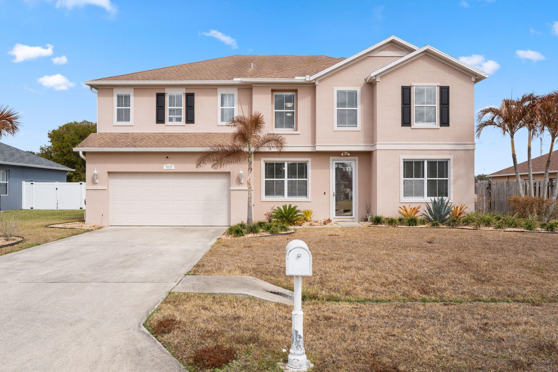 5835 NW Drill Court, Port Saint Lucie, FL 34986 Photo