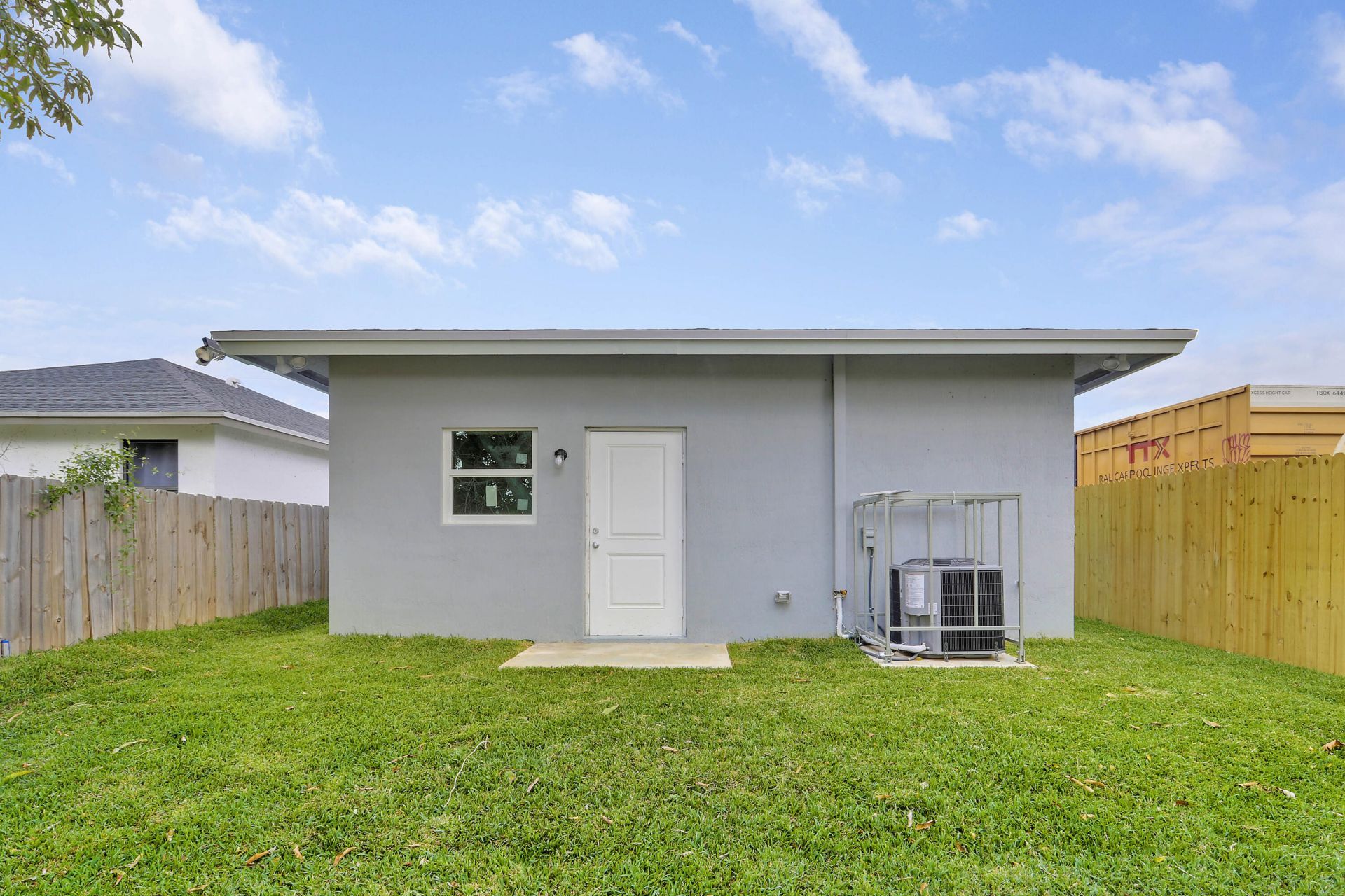 706 21st Street, West Palm Beach, FL 33407 Photo