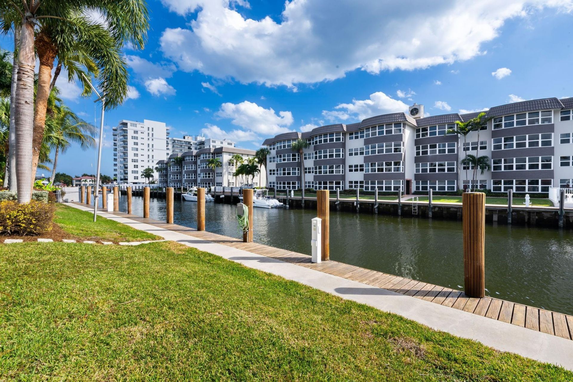 5201 NE 32 Avenue, Fort Lauderdale, FL 33308 Photo