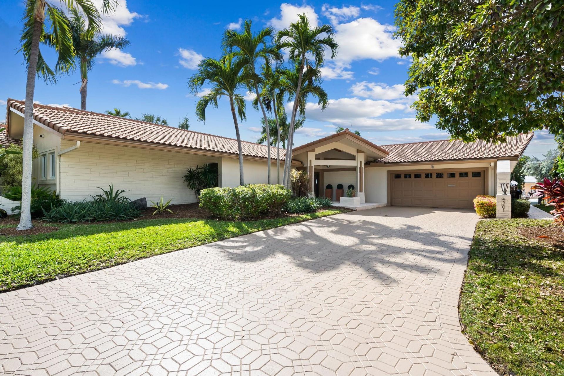 5201 NE 32 Avenue, Fort Lauderdale, FL 33308 Photo