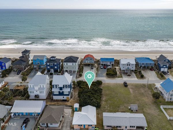 325 N Shore Drive, Surf City, NC 28445