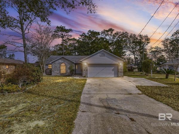 2776 Santa Rosa Drive, Lillian, AL 36549