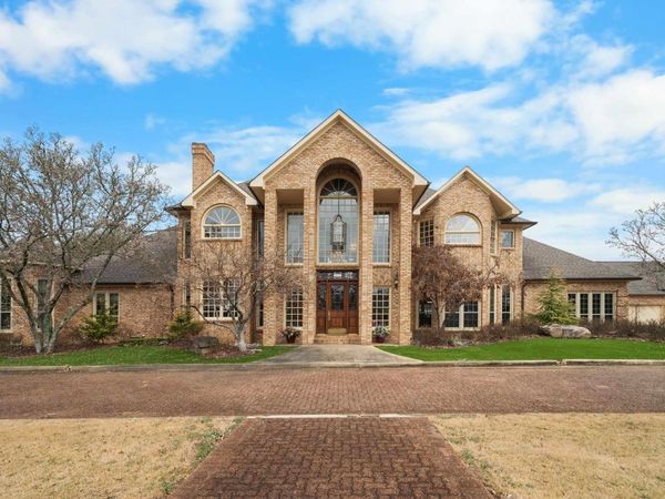 701 Ridgeway Street, Hot Springs National Park, AR 71901