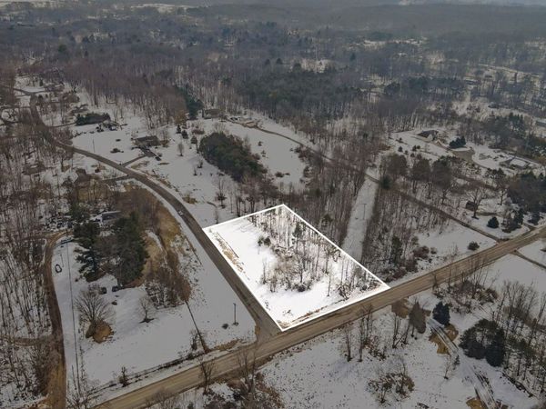 4069 21st Street, Dorr, MI 49323